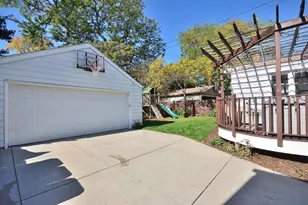 6147 N Shoreland Ave, Whitefish Bay, WI 53217 - Photo 44