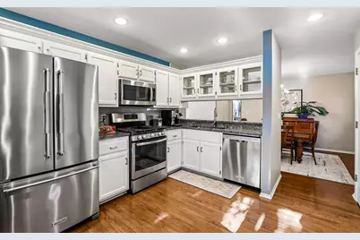 108  Harrogate Dr, Waukesha, WI 53188 - Photo 20