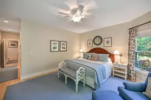 9226 W Hawthorne Rd, Mequon, WI 53097 - Photo 26