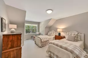 9226 W Hawthorne Rd, Mequon, WI 53097 - Photo 30