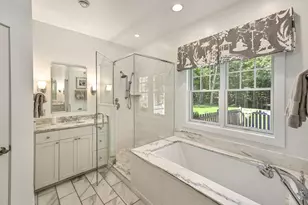 9226 W Hawthorne Rd, Mequon, WI 53097 - Photo 28