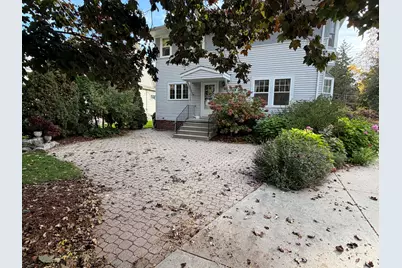 902 S 8th St, Watertown, WI 53094 - Photo 4