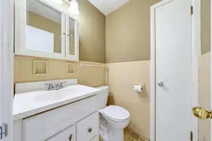 8314 W Beloit Rd, West Allis, WI 53219 - Photo 22