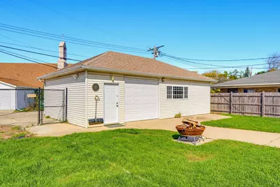 8314 W Beloit Rd, West Allis, WI 53219 - Photo 46