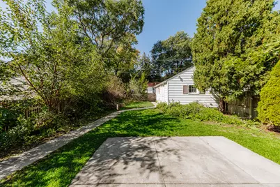 3947 S Pine Ave, Milwaukee, WI 53207 - Photo 22