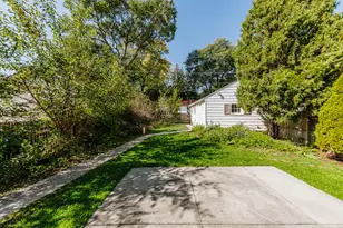 3947 S Pine Ave, Milwaukee, WI 53207 - Photo 22