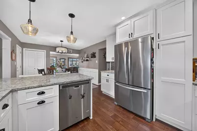 2725  Henry St, Sheboygan, WI 53081 - Photo 12