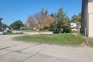 3603 St Andrews Ct, Racine, WI 53405 - Photo 12