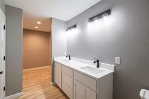 11524 Monteville Ct, Trempealeau, WI 54661 - Photo 12