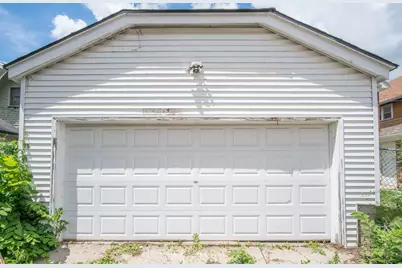 2808 N 48th St #2810, Milwaukee, WI 53210 - Photo 4