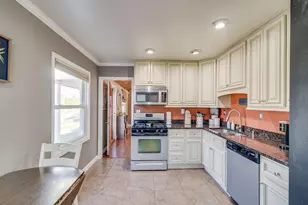2003 30th St, Kenosha, WI 53140 - Photo 4