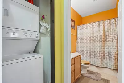 8673 S Roxbury Way, Oak Creek, WI 53154 - Photo 20