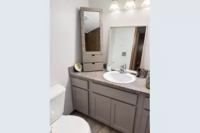 7233 W Wabash Ave, Milwaukee, WI 53223 - Photo 4