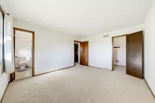 2721 Minot Ln, Waukesha, WI 53188 - Photo 16