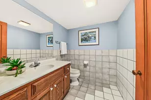 660 N Honey Creek Pkwy, Wauwatosa, WI 53213 - Photo 52