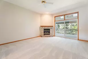 951 Spruce St, Hartford, WI 53027 - Photo 12
