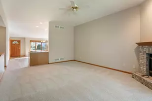 951 Spruce St, Hartford, WI 53027 - Photo 14