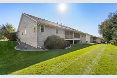 951  Spruce St, Hartford, WI 53027 - Photo 30