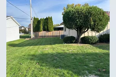 3736 N 12th Pl, Sheboygan, WI 53083 - Photo 2
