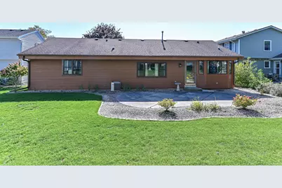 16240 W Allison Ln, New Berlin, WI 53151 - Photo 24