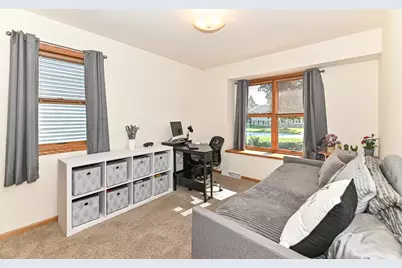 16240 W Allison Ln, New Berlin, WI 53151 - Photo 18