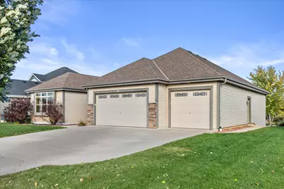 9752 S Mustang Pl, Oak Creek, WI 53154 - Photo 2