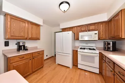N58W24838  Cardinal Ct, Sussex, WI 53089 - Photo 14