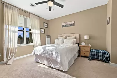 4120 S Lake Dr #453, Saint Francis, WI 53235 - Photo 14