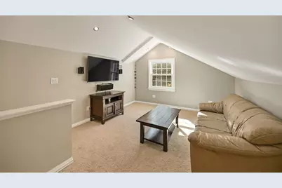 7120 N Yates Rd, Fox Point, WI 53217 - Photo 26
