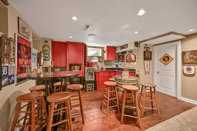 7120 N Yates Rd, Fox Point, WI 53217 - Photo 28