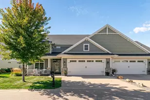 615 Pettibone Pointe Way, La Crosse, WI 54601 - Photo 1