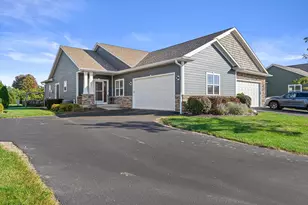 6666 105th St, Pleasant Prairie, WI 53158 - Photo 1