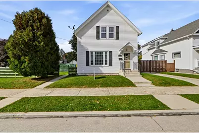 838 N 19th St, Manitowoc, WI 54220 - Photo 2