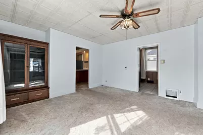 838 N 19th St, Manitowoc, WI 54220 - Photo 10