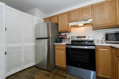 4875  Easy St #12, Delafield, WI 53029 - Photo 6