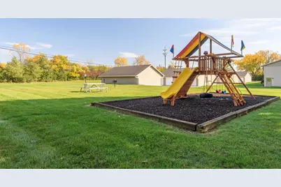 4875  Easy St #12, Delafield, WI 53029 - Photo 20
