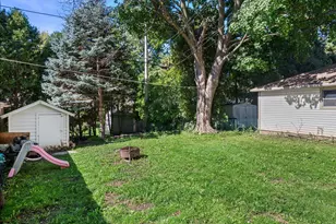 11610 W Elmhurst Pkwy, Wauwatosa, WI 53226 - Photo 46