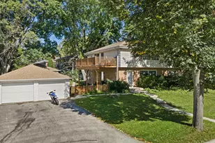 11610 W Elmhurst Pkwy, Wauwatosa, WI 53226 - Photo 36