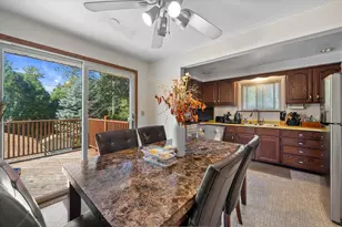 11610 W Elmhurst Pkwy, Wauwatosa, WI 53226 - Photo 4