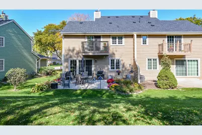 7535 W Tuckaway Creek Dr, Franklin, WI 53132 - Photo 36