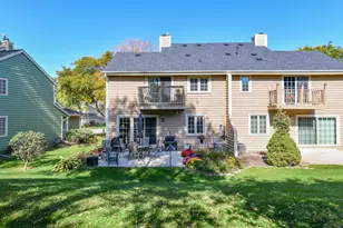 7535 W Tuckaway Creek Dr, Franklin, WI 53132 - Photo 36