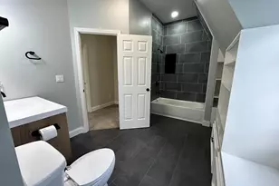 3343 N 8th St, Milwaukee, WI 53206 - Photo 16