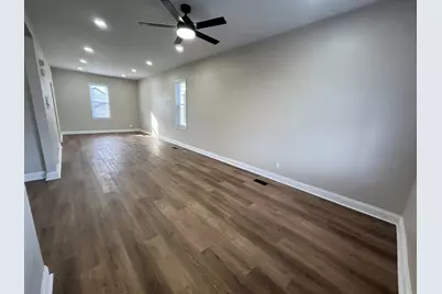 3343 N 8th St, Milwaukee, WI 53206 - Photo 4