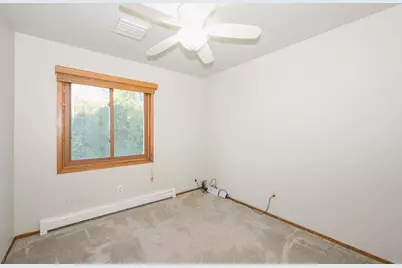 7021 W Southview Dr, Franklin, WI 53132 - Photo 42