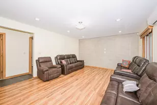 7021 W Southview Dr, Franklin, WI 53132 - Photo 24