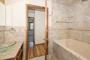 7021 W Southview Dr, Franklin, WI 53132 - Photo 36