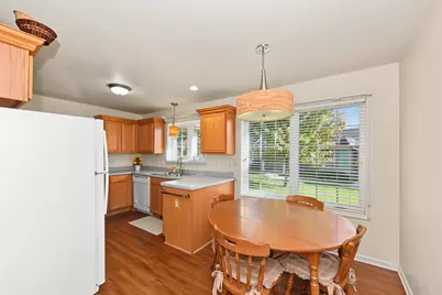 5152 S Hidden Dr, Greenfield, WI 53221 - Photo 28