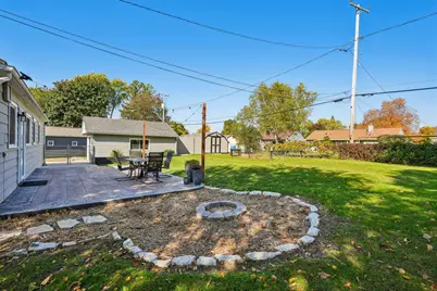 256  Ivy Pl, West Bend, WI 53095 - Photo 26