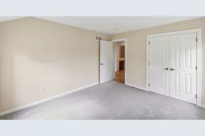 N56W35151  Pondview Ln, Lac La Belle, WI 53066 - Photo 28