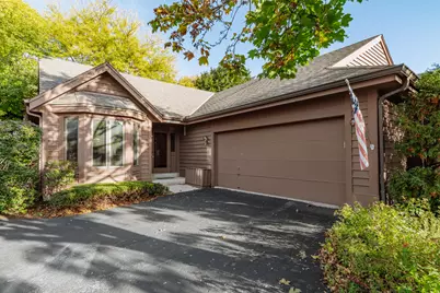 W133N8127  Danell Dr, Menomonee Falls, WI 53051 - Photo 2